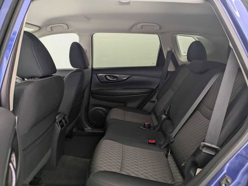 Used 2018 Nissan Rogue SV AWD/4WD image 20
