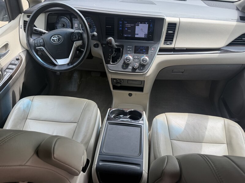 Used 2015 Toyota Sienna XLE w/ XLE Navigation Package AWD/4WD image 42