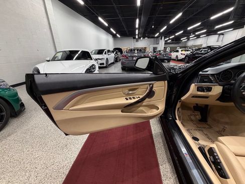 Used 2014 BMW 435i Convertible RWD image 23