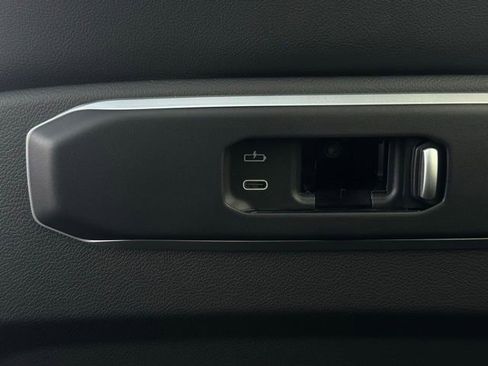 New 2026 BMW X5 xDrive50e w/ M Sport Package image 23