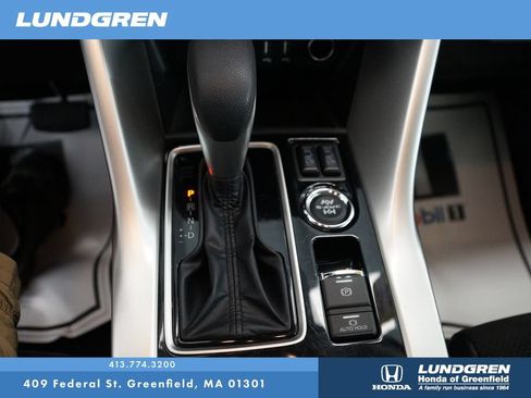Used 2025 Mitsubishi Eclipse Cross SE AWD/4WD image 25
