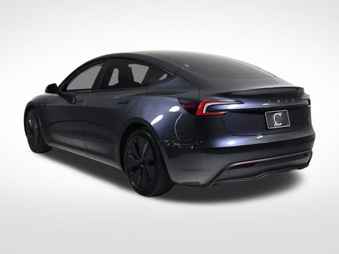 Used 2024 Tesla Model 3 image 3