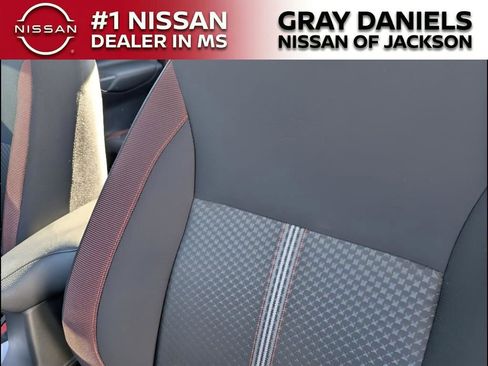 New 2025 Nissan Versa SR image 19