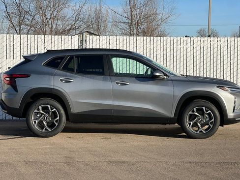 New 2026 Chevrolet Trax LT w/ Driver Confidence Package image 3