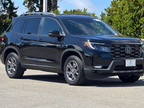 Certified 2024 Honda Passport TrailSport image 6