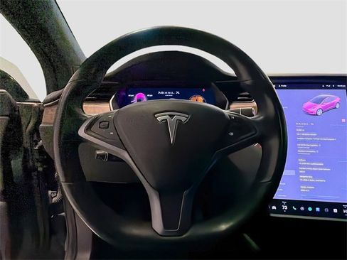 Used 2020 Tesla Model X Long Range image 9