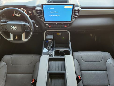 Used 2024 Toyota Tundra Limited w/ Power Package image 33