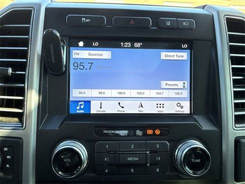 Used 2019 Ford F350 Platinum w/ Platinum Ultimate Package image 16