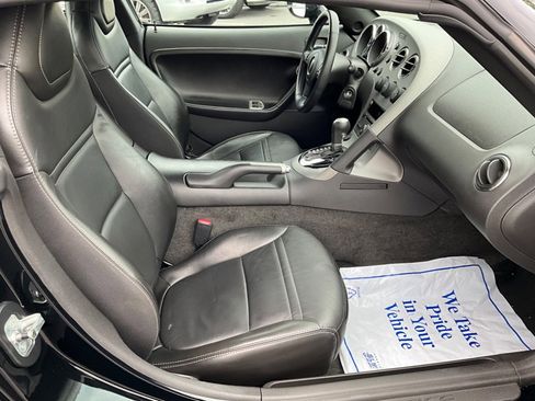 Used 2009 Pontiac Solstice Coupe w/ Premium Package image 18