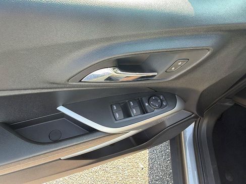 New 2026 Chevrolet Trax LS w/ LS Convenience Package FWD image 13