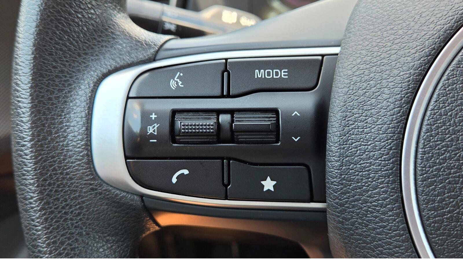 Used 2023 Kia Sportage LX FWD image 25