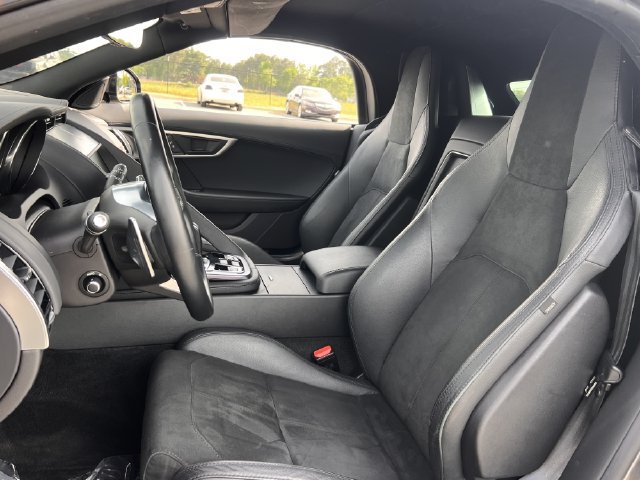 Used 2019 Jaguar F-TYPE Convertible RWD image 16