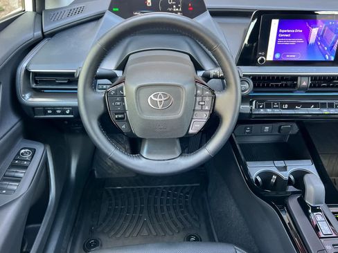 Certified 2026 Toyota Prius FWD image 14