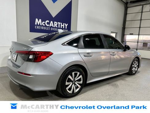Used 2022 Honda Civic LX image 5