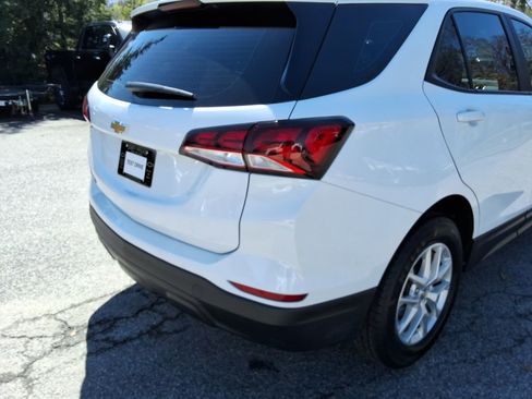 Certified 2024 Chevrolet Equinox LS image 14