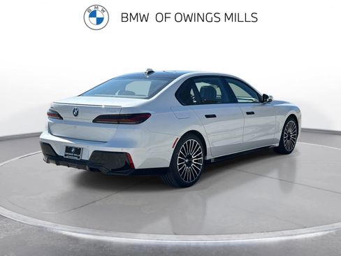 New 2026 BMW 740i xDrive image 9