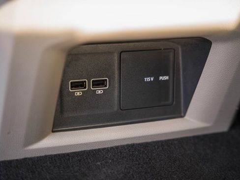 Used 2018 Volkswagen Atlas SEL Premium image 36