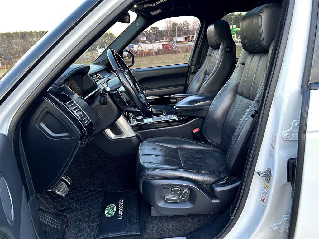 Used 2014 Land Rover Range Rover Supercharged AWD/4WD image 4