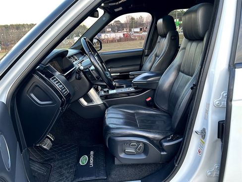 Used 2014 Land Rover Range Rover Supercharged image 4