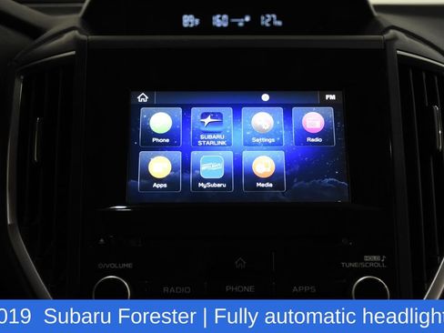 Used 2019 Subaru Forester Premium AWD/4WD image 14