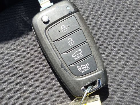 Used 2023 Hyundai Sonata SE FWD image 34