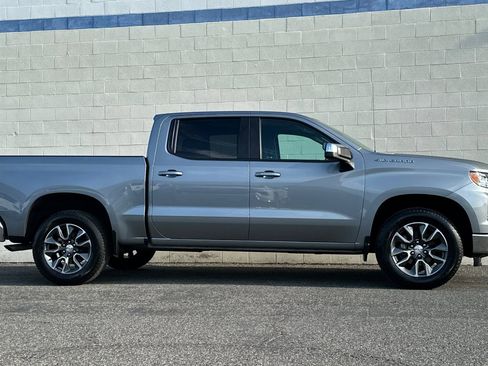 Used 2023 Chevrolet Silverado 1500 LT w/ Protection Package image 3