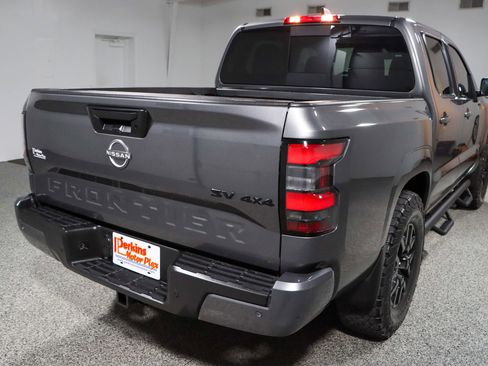Used 2023 Nissan Frontier SV w/ SV Convenience Package AWD/4WD image 7