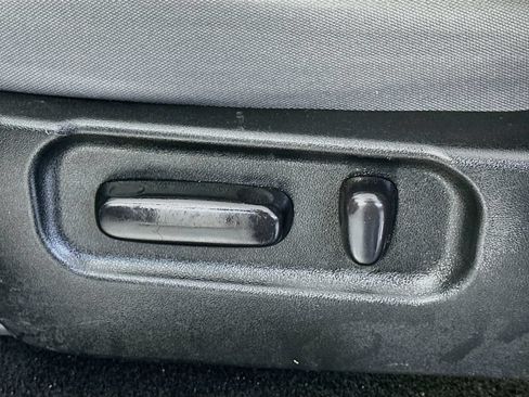 Used 2021 Toyota Tacoma SR5 AWD/4WD image 22