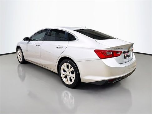 Used 2017 Chevrolet Malibu Premier image 8