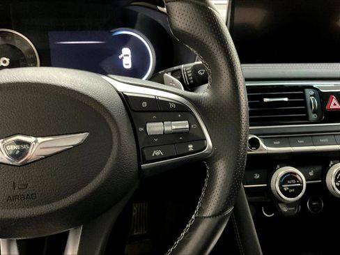 Used 2022 Genesis G70 2.0T RWD image 21
