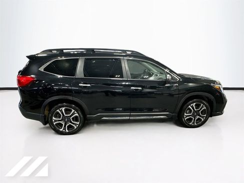 Used 2023 Subaru Ascent Touring AWD/4WD image 4