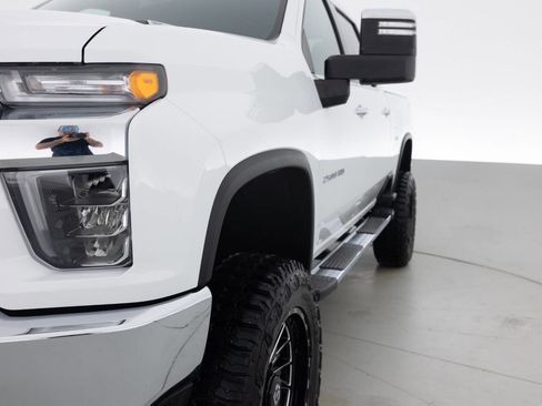 Used 2021 Chevrolet Silverado 2500 LTZ image 12