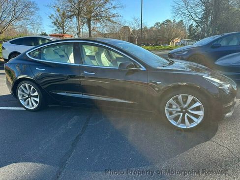 Used 2020 Tesla Model 3 Standard Range Plus image 6