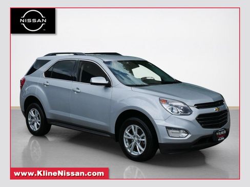 Used 2017 Chevrolet Equinox LT w/ Convenience Package AWD/4WD image 1