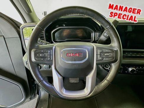 Used 2025 GMC Sierra 1500 SLT AWD/4WD image 13
