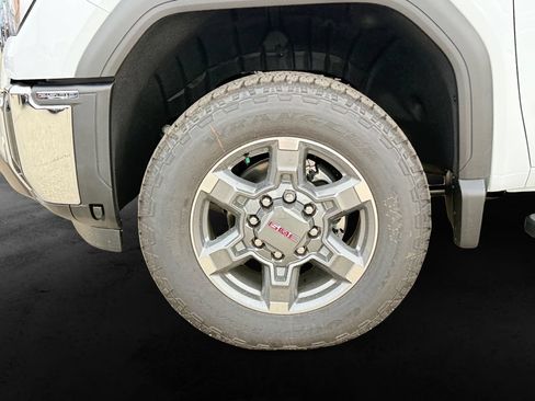 New 2026 GMC Sierra 2500 SLT w/ SLT Premium Package AWD/4WD image 11