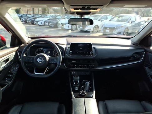 Used 2023 Nissan Rogue SV w/ SV Premium B Package image 21