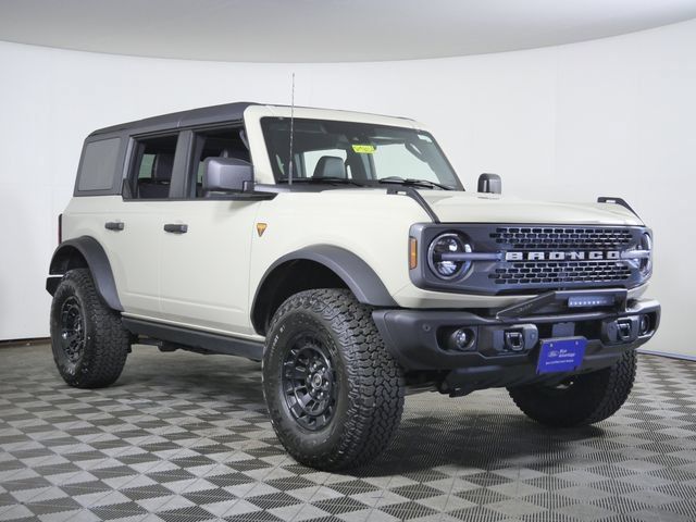 Certified 2026 Ford Bronco Badlands AWD/4WD image 1