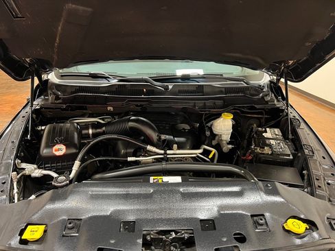 Used 2018 RAM 1500 Express w/ Express Value Package image 13