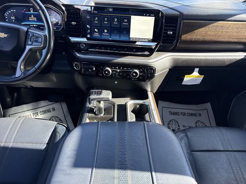 Used 2023 Chevrolet Silverado 1500 High Country w/ High Country Premium Package image 21
