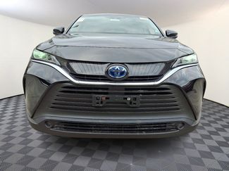Used 2022 Toyota Venza LE video 2