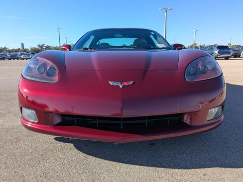 Used 2006 Chevrolet Corvette Coupe w/ Preferred Equipment Group image 3