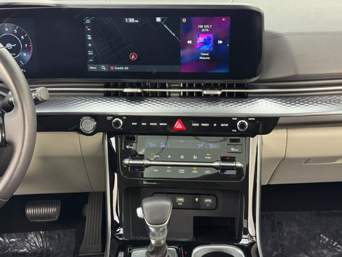 Used 2024 Kia Carnival SX Prestige image 26