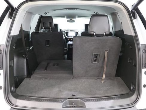 Used 2017 GMC Acadia SLT FWD image 37