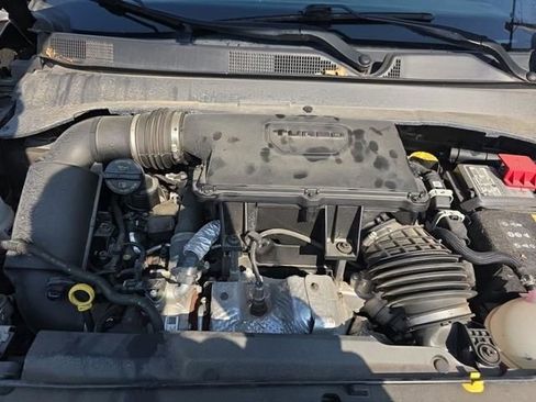 Used 2023 Jeep Compass Limited image 8