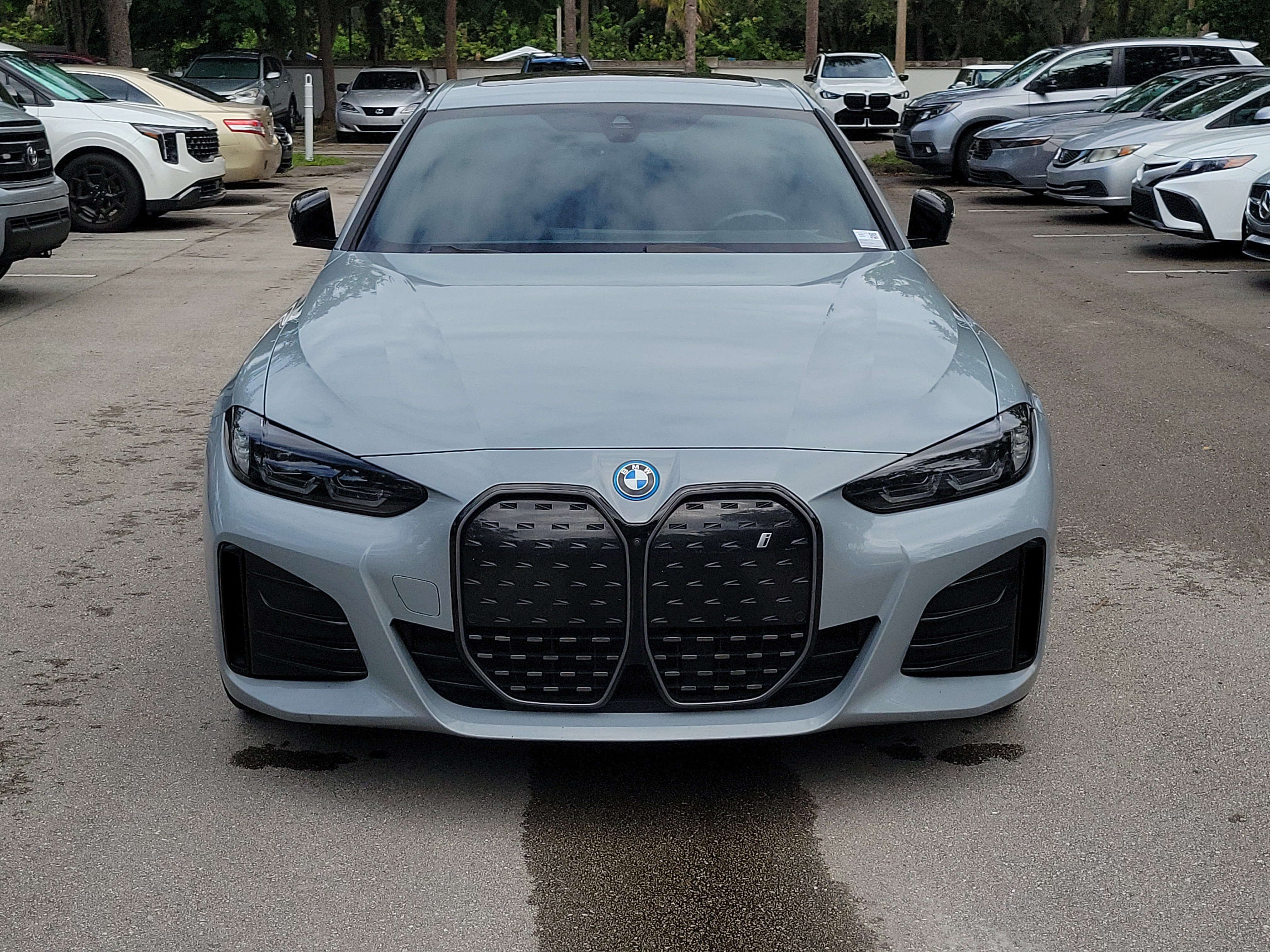 Used 2024 BMW i4 eDrive40 w/ M Sport Package RWD image 5