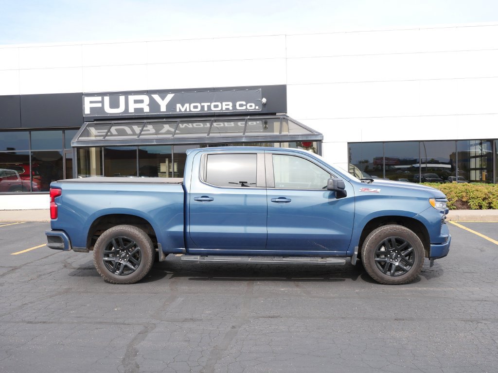 Used 2024 Chevrolet Silverado 1500 RST AWD/4WD image 1