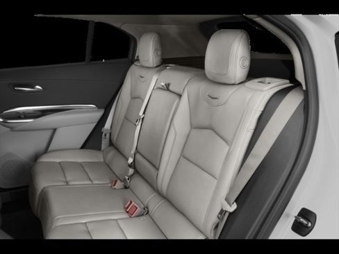 Used 2023 Cadillac XT4 Premium Luxury image 10