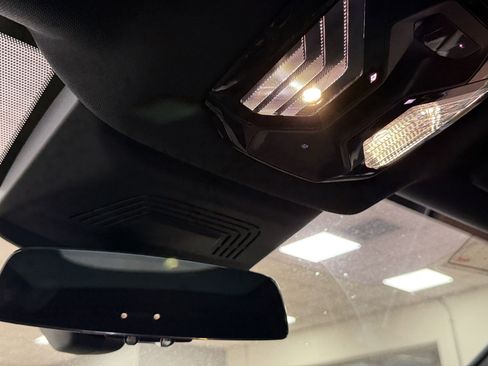 Used 2025 BMW iX M60 image 18