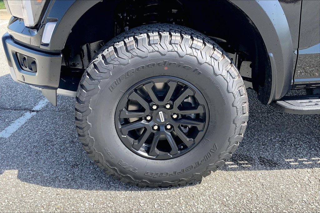 New 2026 Ford F150 Raptor AWD/4WD image 12